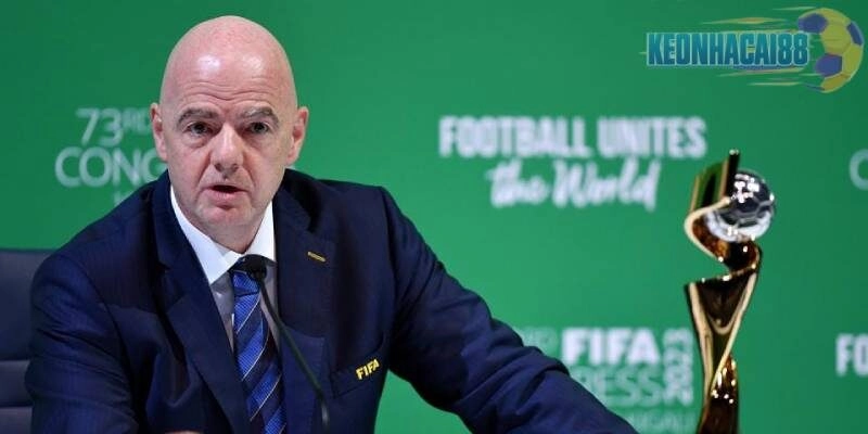 Gianni Infantino đã nỗ lực đưa VAR vào bóng đá