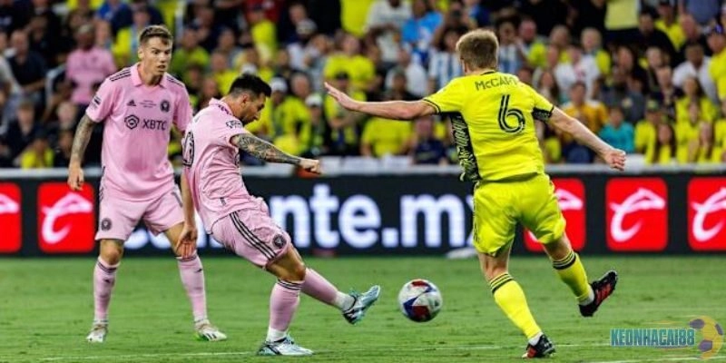 Messi lập siêu phẩm giúp Inter Miami đoạt danh hiệu đầu tiên