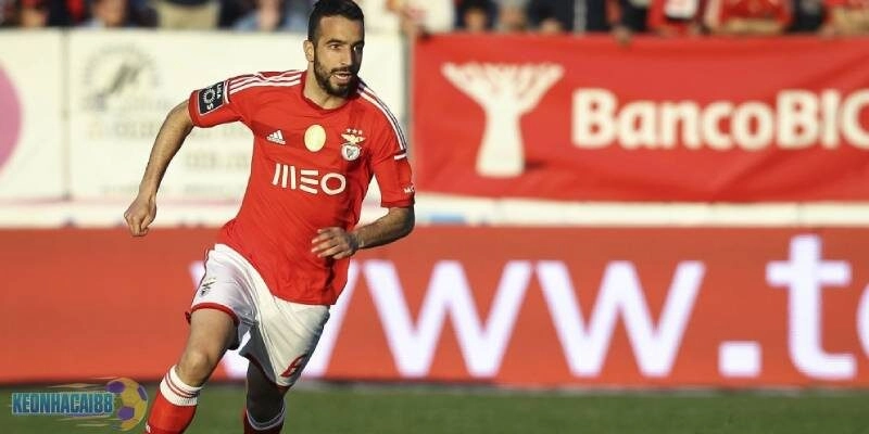 Ruben Amorim chủ yếu khoác áo Benfica khi còn là cầu thủ