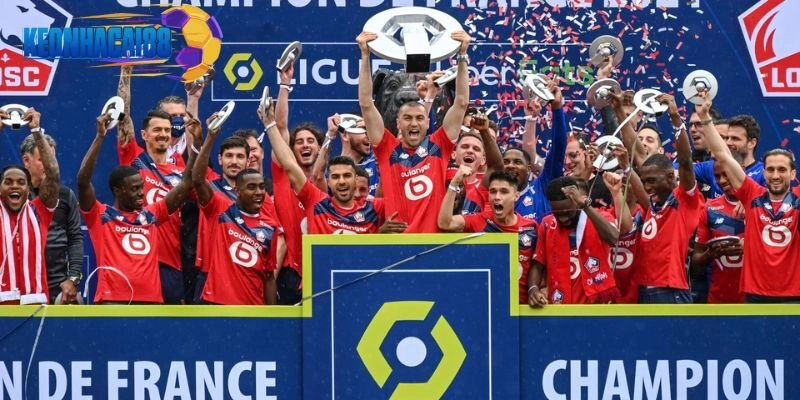 Kết quả bóng đá Ligue 1 2025 tiếp tục thay đổi sau mỗi vòng đấu