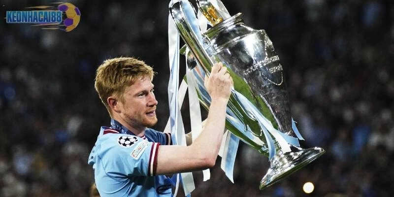 Kevin De Bruyne ghi bàn thắng để đời ở trận tứ kết World Cup 2018 gặp Brazil